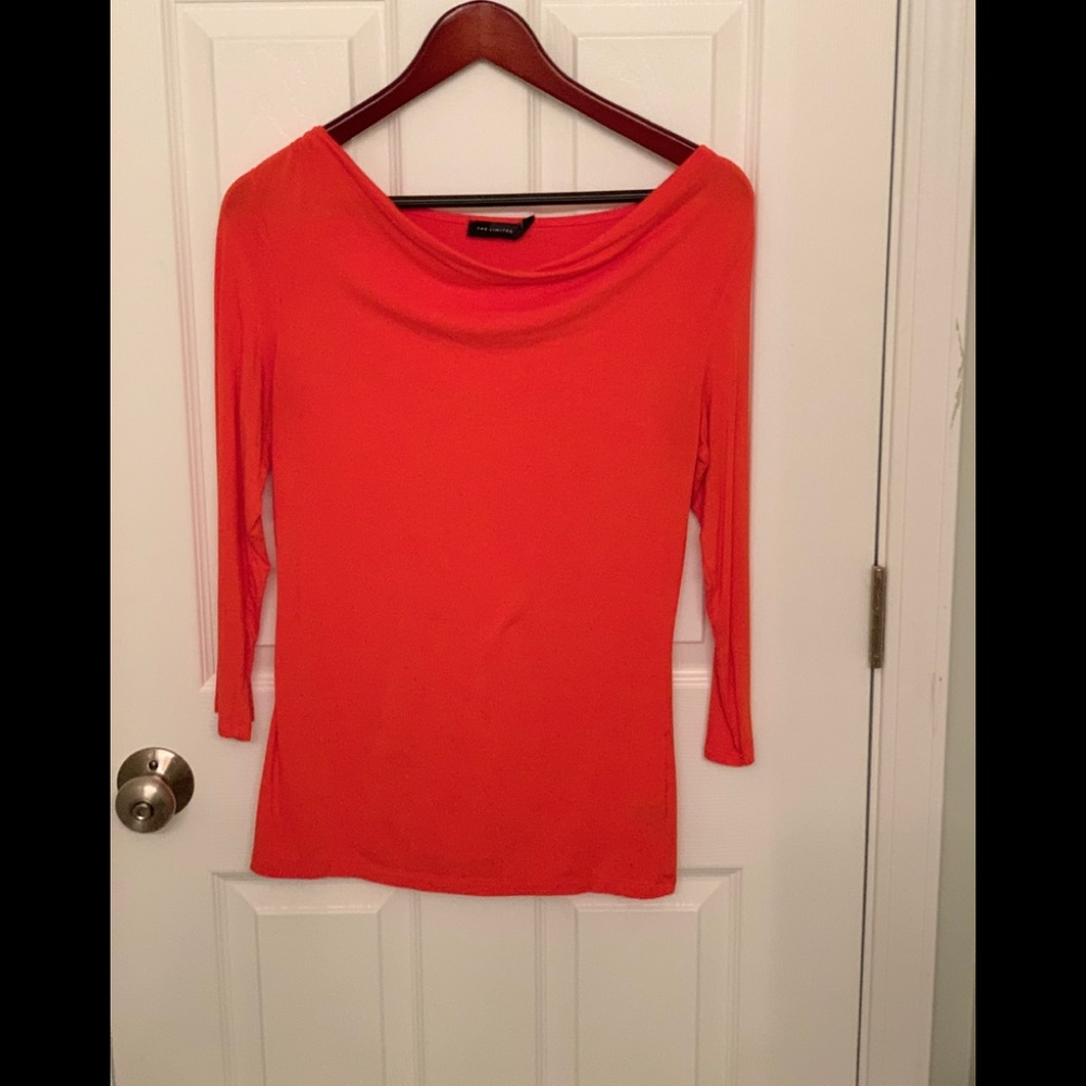 Women’s three quarter length sleeve shirt